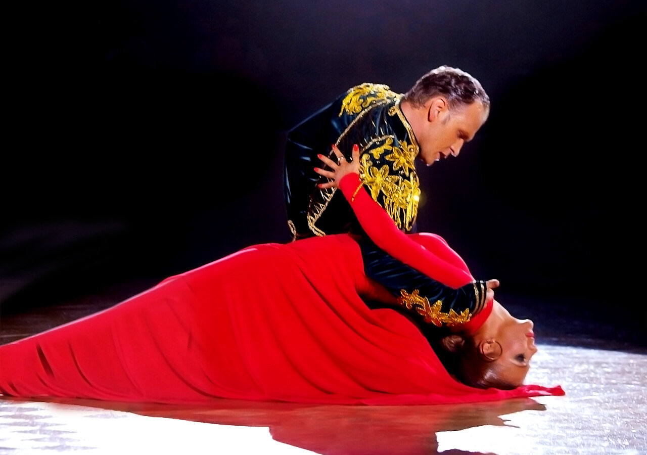 Markus Homm und Ksenia Kasper im Paso doble auf der Bühne